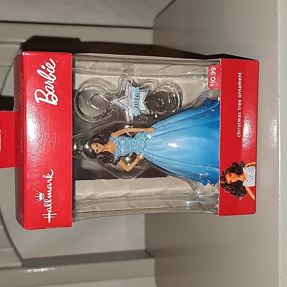Hallmark Barbie 2016 ornament